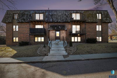 /international/us/3704-terry-ave-sioux-falls-sd-110106269244/