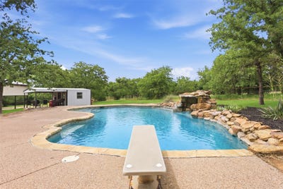 /international/us/992-fm-2210-bridgeport-tx-110108230556/