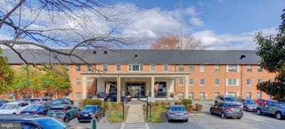 /international/us/5301-westbard-circle-bethesda-md-110106621115/