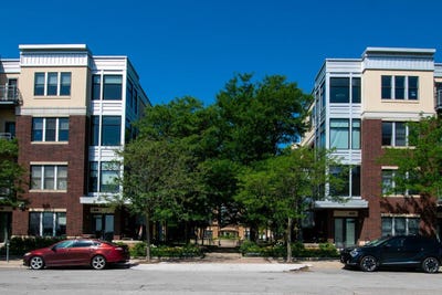 /international/us/118-water-street-des-moines-ia-110100398365/