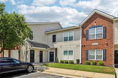 /international/us/11616-tomahawk-creek-c-parkway-leawood-ks-110100727521/