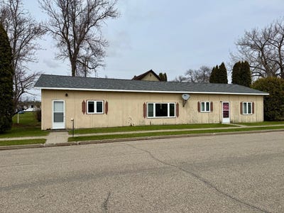 /international/us/324-s-5th-street-wishek-nd-110104813181/