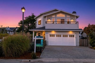/international/us/213-myrtle-st-half-moon-bay-ca-110120005277/