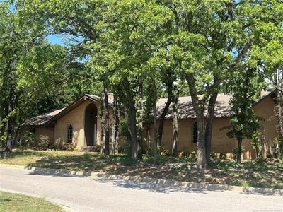 /international/us/2913-springdale-lane-duncan-ok-110108396478/