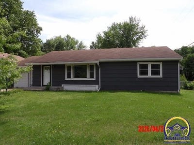 /international/us/733-e-9th-ave-emporia-ks-110107830307/