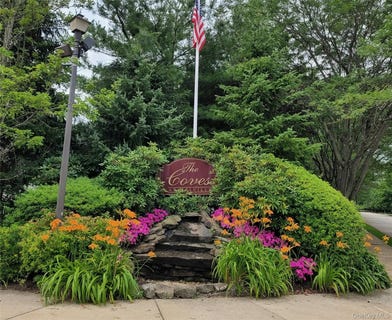 /international/us/27-morley-circle-melville-ny-110108391558/