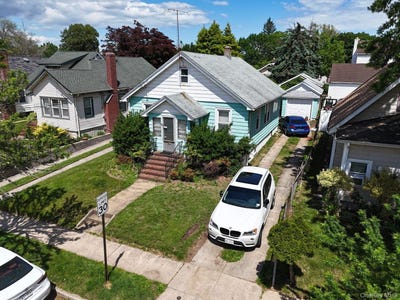 /international/us/185-s-brookside-avenue-freeport-ny-110108581784/