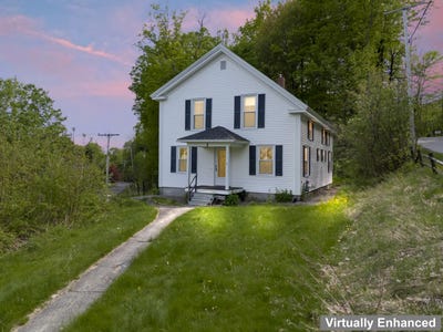 /international/us/1-bridge-street-hallowell-me-110108175971/