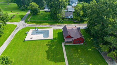 /international/us/117-broadway-street-marion-ky-110109449050/