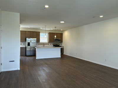 /international/us/6163-rushing-avenue-portage-in-110108379178/