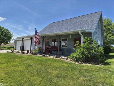 /international/us/1226-212th-boulevard-belle-plaine-ia-110107871878/