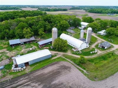 /international/us/7758-county-road-21-sw-alexandria-mn-110097891524/