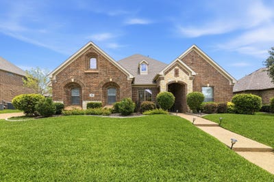 /international/us/4608-saint-clair-court-flower-mound-tx-110108782913/