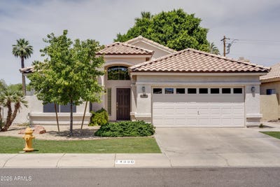 /international/us/4330-n-32nd-place-phoenix-az-110108548041/