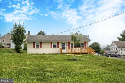 /international/us/102-5th-street-millersburg-pa-110109156611/