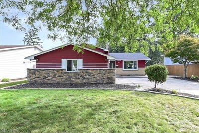 /international/us/3637-hunter-drive-north-olmsted-oh-110120092796/