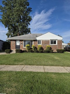 /international/us/25071-barbara-street-roseville-mi-110119989230/