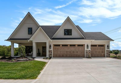 /international/us/8432-ravinewood-drive-jenison-mi-110103072904/