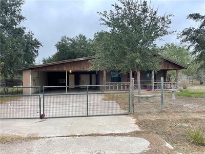 /international/us/604-w-holland-street-falfurrias-tx-110104121818/