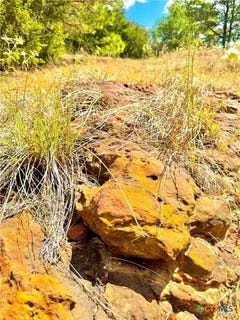 /international/us/rabel-road-rosanky-tx-110102737229/