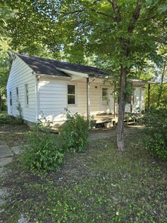 /international/us/107-plum-street-stanton-ky-110109056057/