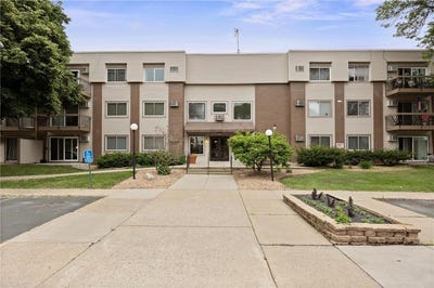 /international/us/2800-hillsboro-avenue-n-new-hope-mn-110100389868/