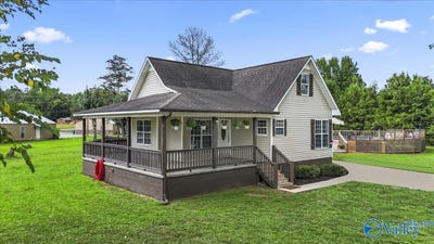 /international/us/233-county-road-566-hanceville-al-110101437684/