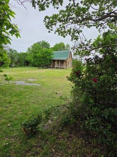 /international/us/2628-s-state-highway-121-bonham-tx-110103598535/