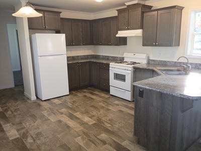 /international/us/100-7th-ave-s-park-falls-wi-110101402356/