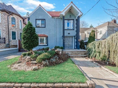 /international/us/47-56-glenwood-street-little-neck-ny-110096419528/