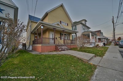 /international/us/109-walnut-street-dunmore-pa-110100243342/