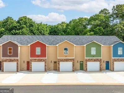 /international/us/403-breanna-way-royston-ga-110107511445/