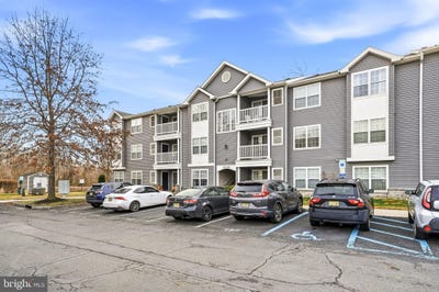 /international/us/326-nicholas-drive-delran-nj-110106380754/