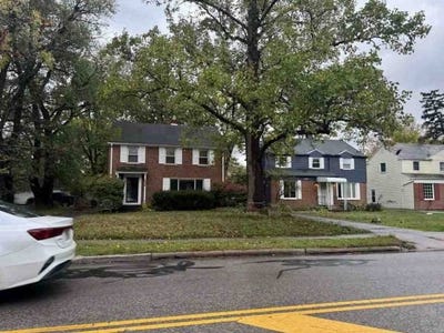 /international/us/18934-chagrin-blvd-shaker-heights-oh-110107004870/