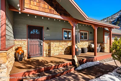 /international/us/10-laird-lane-glenwood-springs-co-110100587233/