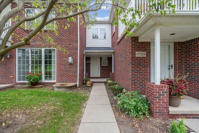 /international/us/6729-boulder-pointe-drive-washington-mi-110119932338/