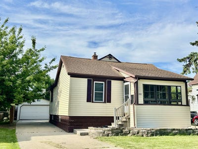 /international/us/240-rose-avenue-fond-du-lac-wi-110108579665/