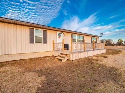 /international/us/609-1st-street-pittsburg-ok-110109996435/