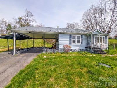 /international/us/97-tom-sparks-road-spruce-pine-nc-110104840639/