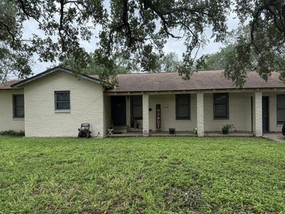 /international/us/800-lincoln-street-alice-tx-110108386003/
