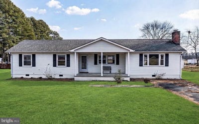 /international/us/1928-lake-road-lottsburg-va-110103754958/