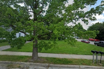 /international/us/316-s-maple-street-buffalo-mo-110108119547/