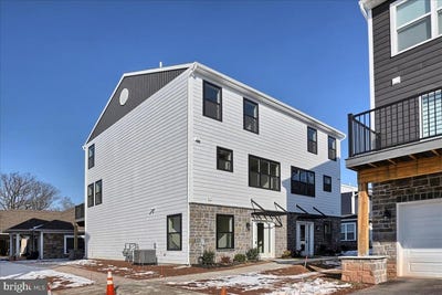 /international/us/117-high-pointe-dr-hummelstown-pa-110108532997/