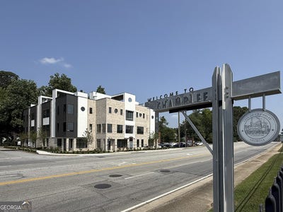 /international/us/1968-8th-chamblee-ga-110100808504/
