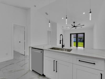 /international/us/329-331-grant-blvd-lehigh-acres-fl-110108853295/