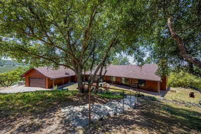 /international/us/10649-boulder-creek-rd-descanso-ca-110099830669/?lang=zh-tw