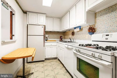 /international/us/100-west-avenue-jenkintown-pa-110108409314/