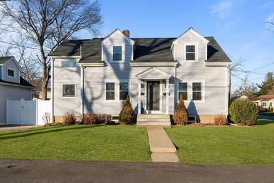 /international/us/5-shippen-avenue-warwick-ri-110107871642/