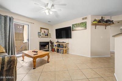 /international/us/533-w-guadalupe-road-mesa-az-110108195049/