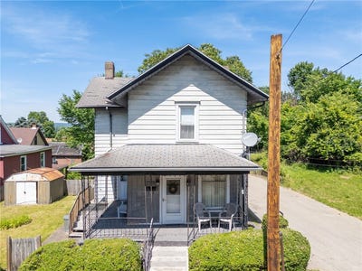 /international/us/1307-hays-st-homestead-pa-110108766838/